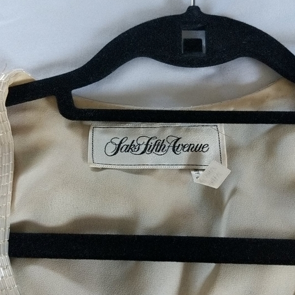 Top - Picture 2 of 2